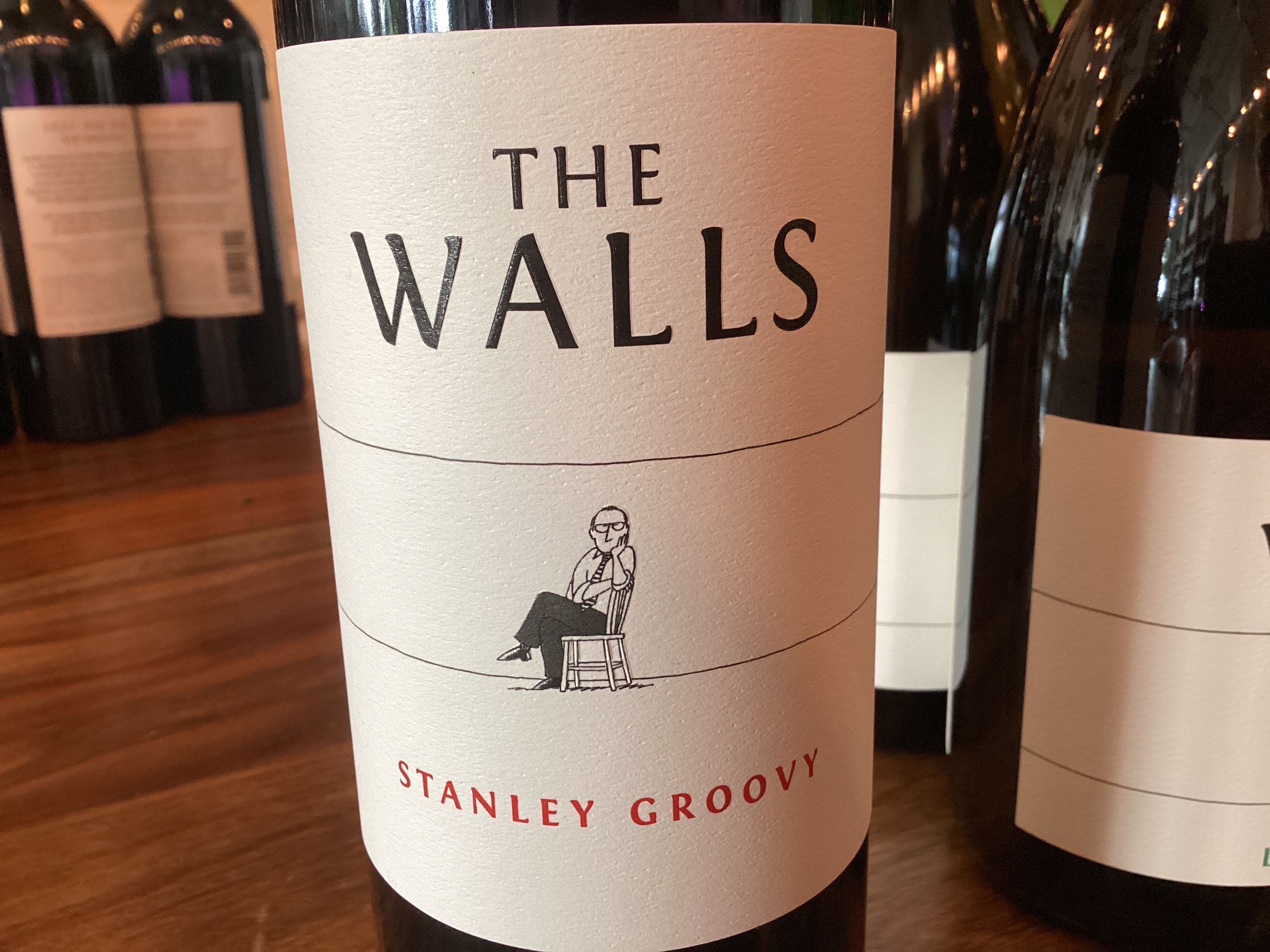 The Walls Stanley Groovy Vinho Tinto