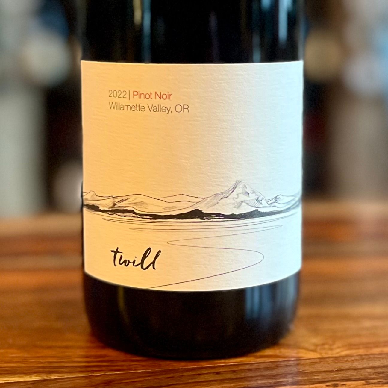 Twill Pinot Noir Willamette Valley 2022