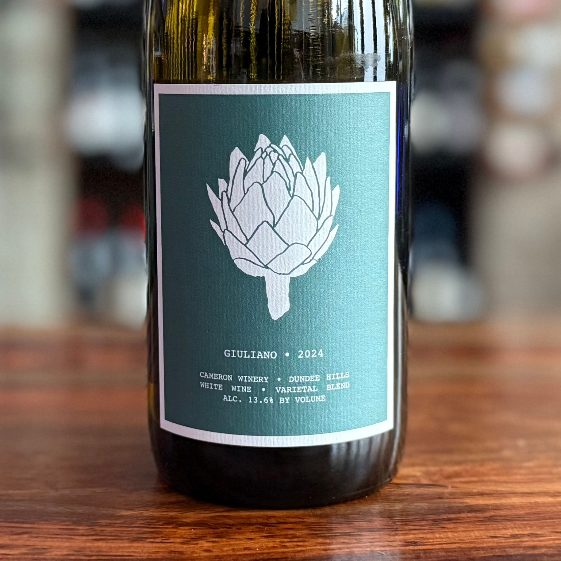 Cameron Giuliano White Blend