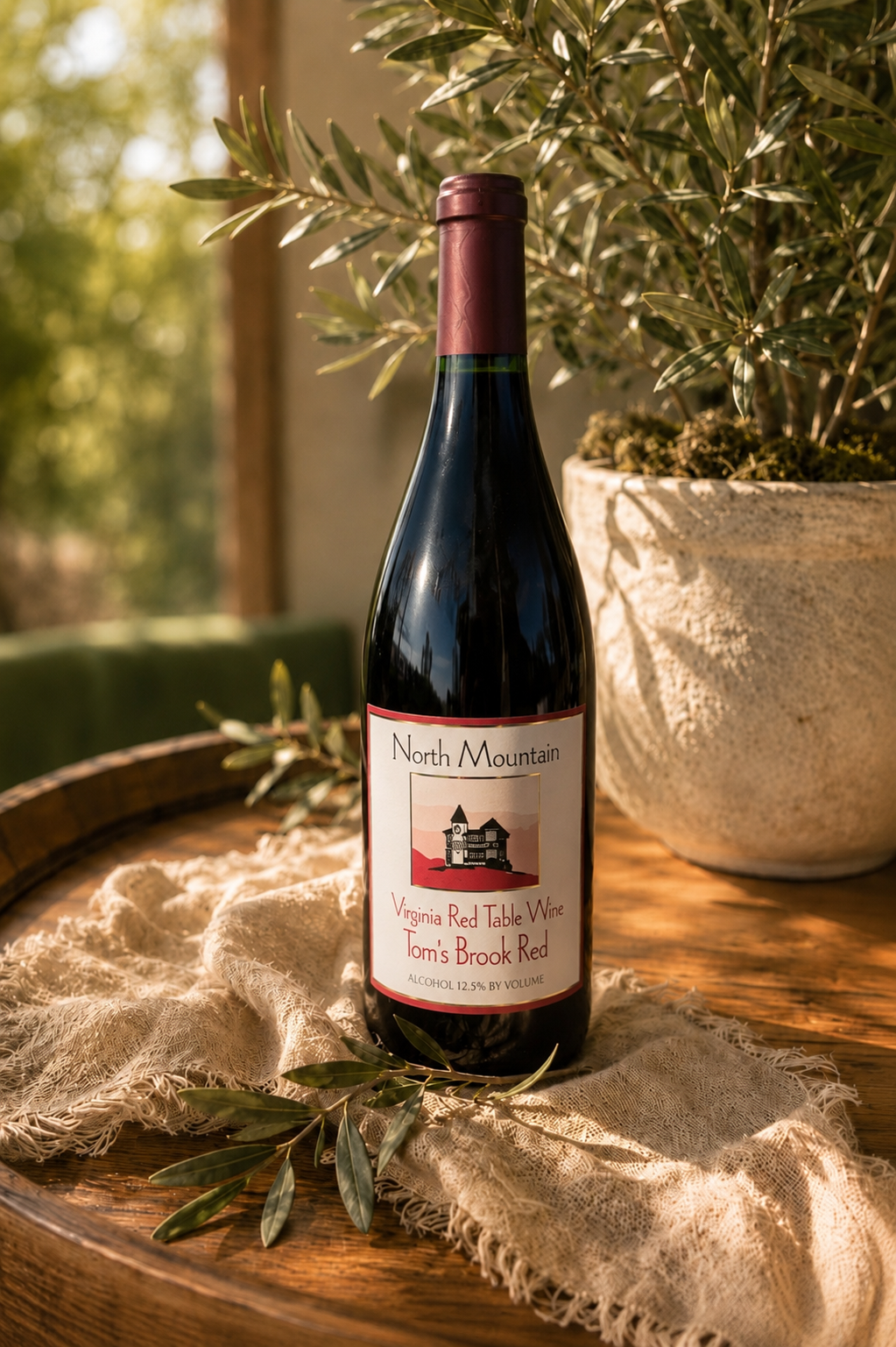 Toms Brook Red bottle