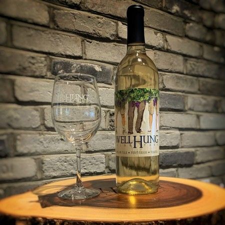 Well Hung Vineyard Pillow Talk - Pinot Grigio