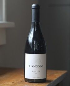 2016 L’Angolo Estate Pinot Noir
