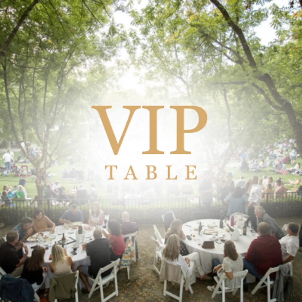 Legends of New Country 6/6 VIP Table